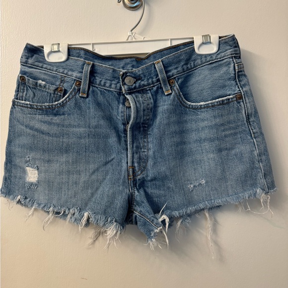 Levi’s 501 Jean Shorts - Picture 1 of 5